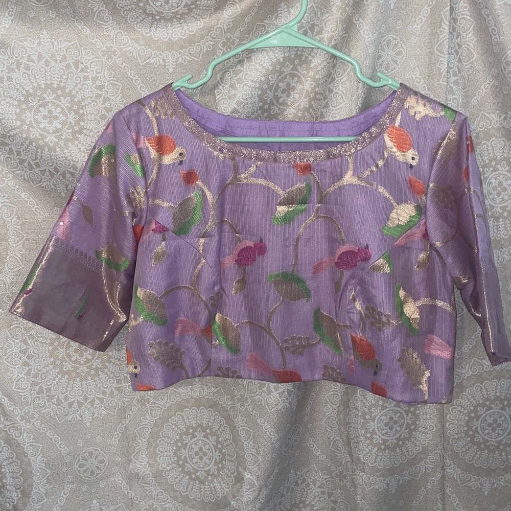 Unique Purple Saree Choli Blouse with Bird Pattern (Saree not included) - Picture 3 of 10
